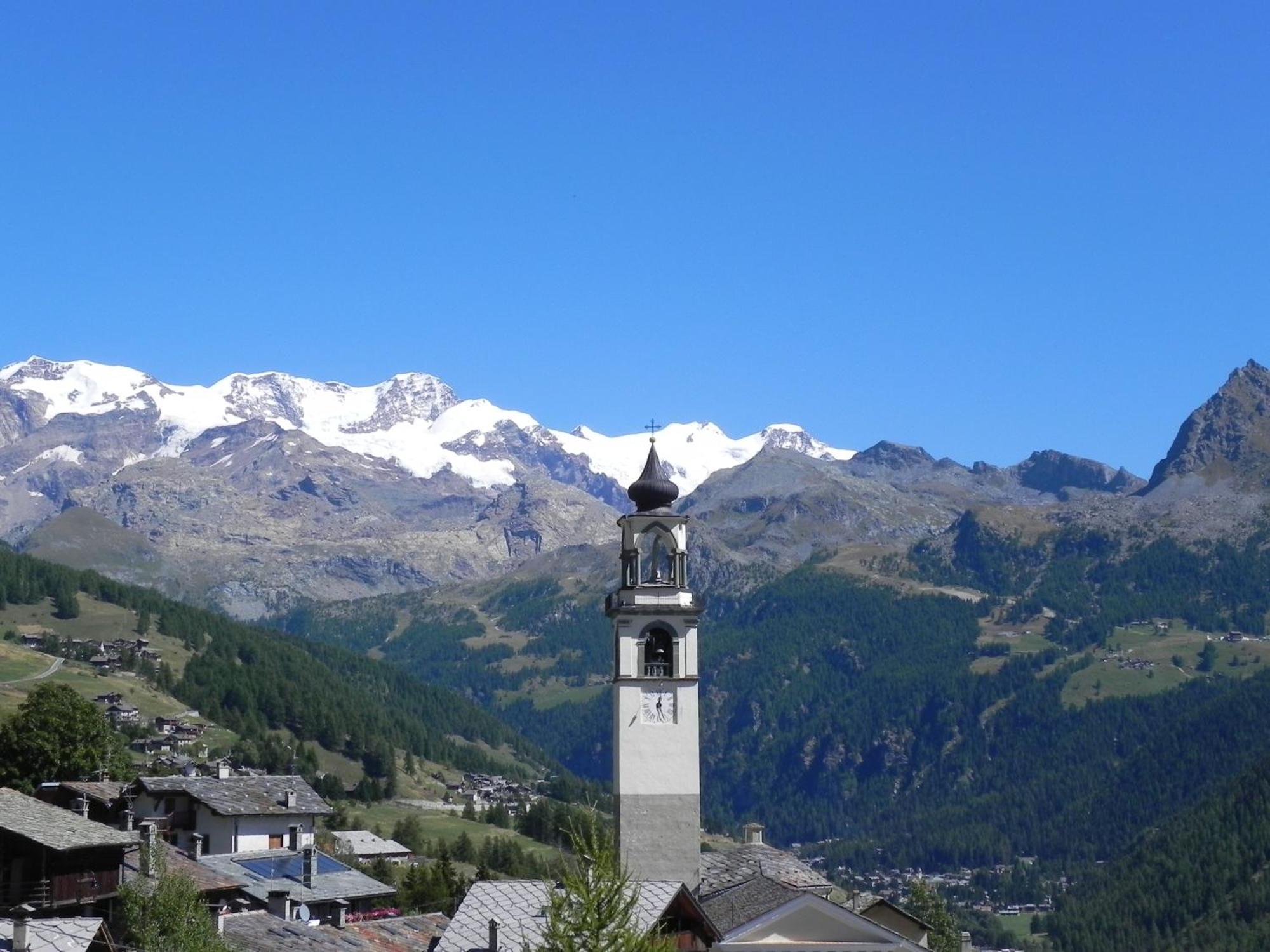 Le Vieux Rascard Chambres D'Hotes Champoluc Dış mekan fotoğraf